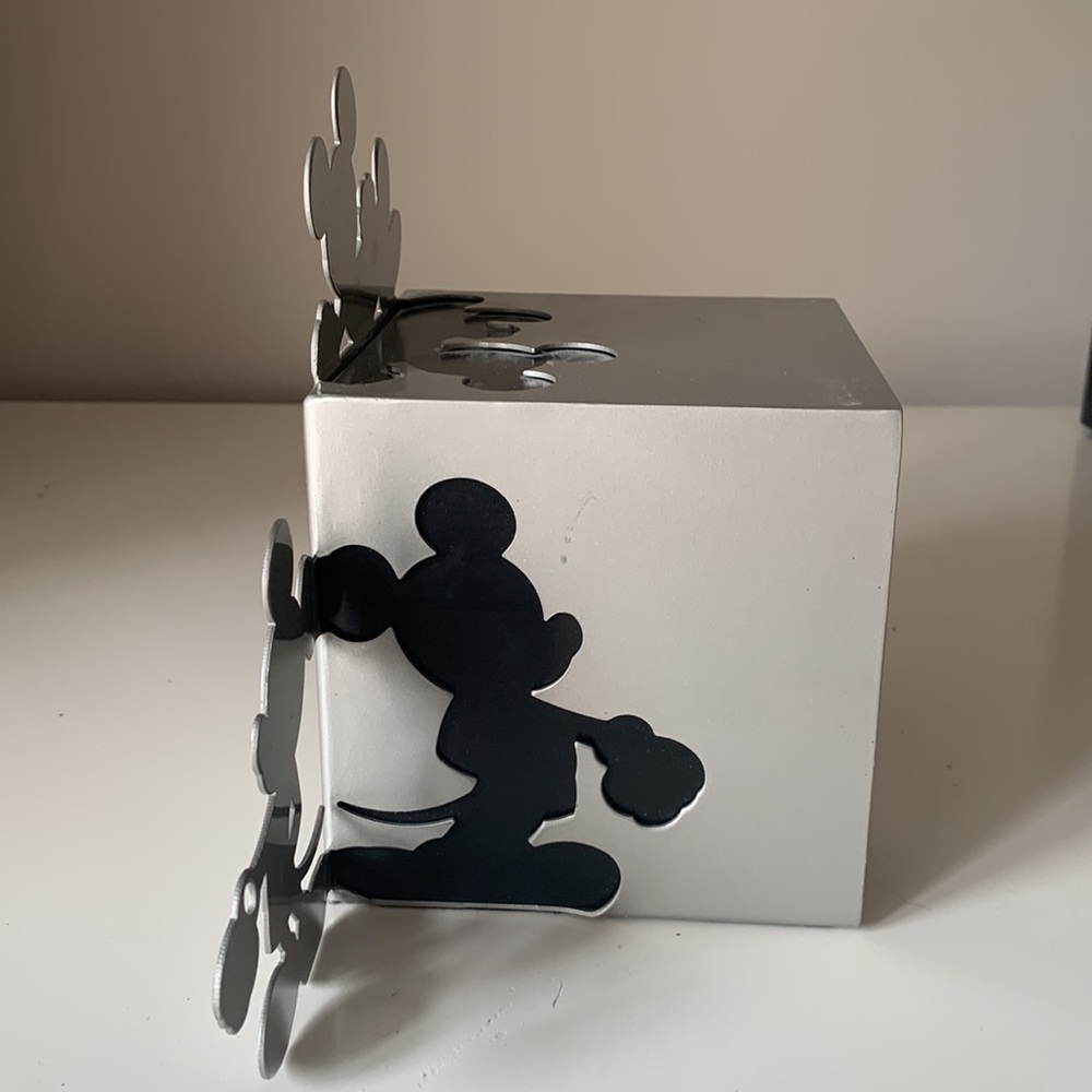 Mickey Mouse cube clock - Picture 2 of 3